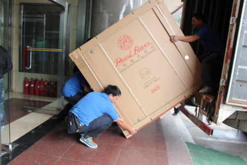 石台钢琴贵重工艺品无忧运